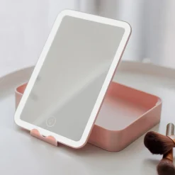 Beautycase mit LED-Spiegel BELLE ^ AILORIA Hot