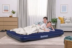Doppelluftbett mit integrierter Fußpumpe 203 x 152 x 28 cm ^ Bestway Hot