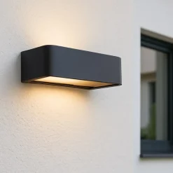 Golda LED Außenwandleuchte - Schwarz, 7W integriert, 510 Lumen, Warmweiß (3000K), IP54 spritzwassergeschützt, Up- & Downlight, 22x13,1x5,5 cm, inkl. Montagematerial ^ Brilliant Outlet