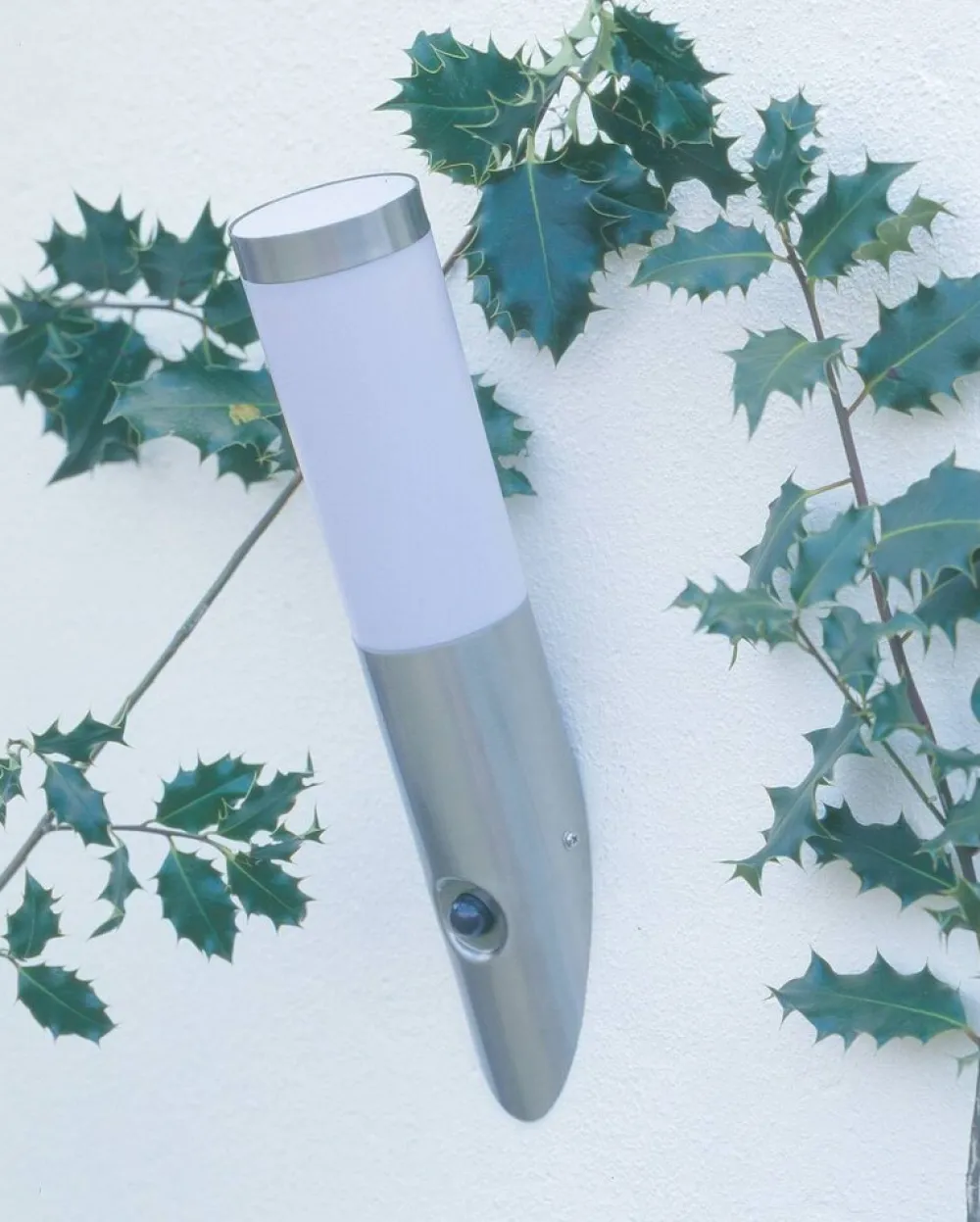 Brilliant Lampe Chorus Außenwandfackel Bewegungsmelder edelstahl | 1x A60, E27, 20W, geeignet für Normallampen (nicht enthalten) | IP-Schutzart: 44 - spritzwassergeschützt Hot