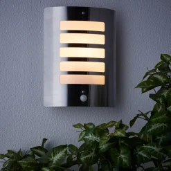 Lampe Todd Außenwandleuchte Bewegungsmelder edelstahl | 1x A60, E27, 60W, geeignet für Normallampen (nicht enthalten) | IP-Schutzart: 44 - spritzwassergeschützt ^ Brilliant Outlet