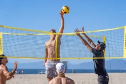 Ultimate Bundle Volleyball 4 Felder bis zu 8 Personen ^ Crossnet