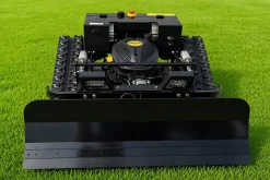 Ferngesteuerter Motor-Rasenmäher CW-500 Plus Schwarz Böschungsmäher mit Schneepflug ^ FM-Solar Clearance