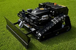 Ferngesteuerter Motor-Rasenmäher CW-500 Plus Schwarz Böschungsmäher mit Schneepflug ^ FM-Solar Clearance