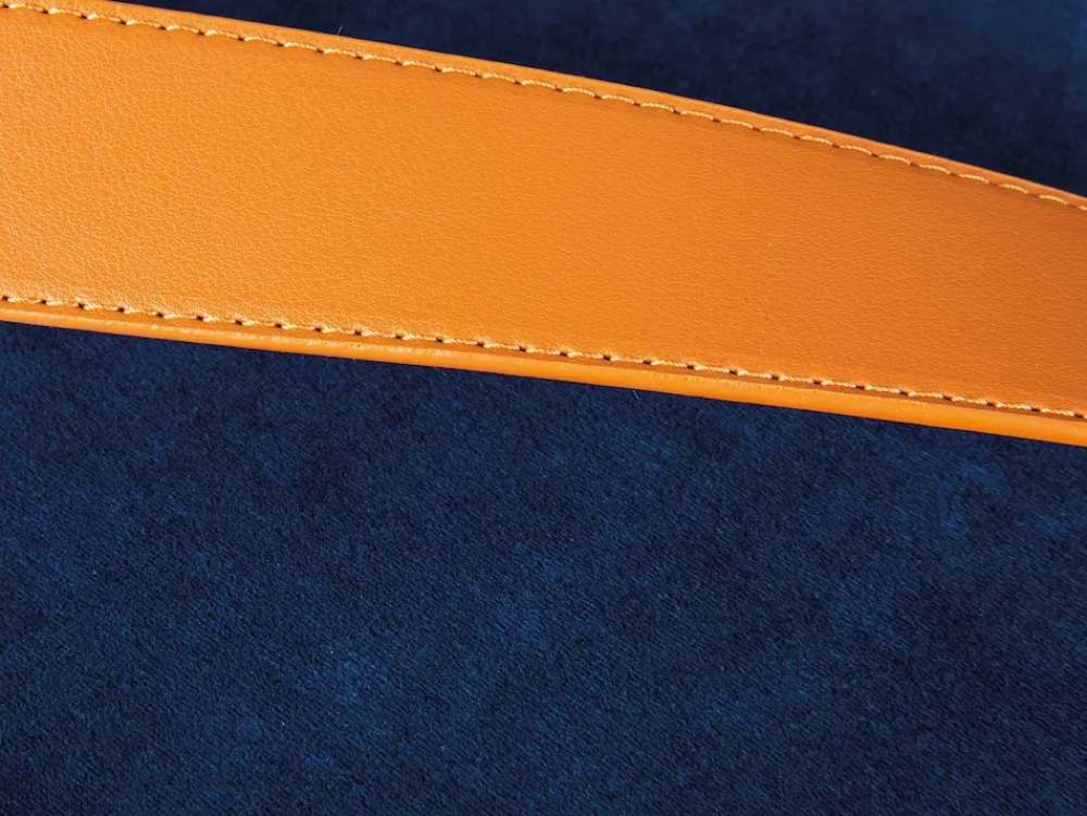 Hocker Papua mit Stauraum und Griff - ^ Inter Link Outlet