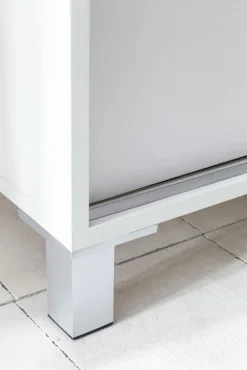 KADIMA DESIGN Schuhschrank FULDA: 20 Paar Schuhe, moderne Ablagefächer, Schiebetüren, kratzfest, Melaminharz, Sonoma-Farbe, Anti-Rutsch-Noppen. Weiß Discount
