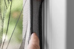 Befestigungsband für Polyester-Fliegengitter semi-transparent 5,6 m ^ Schellenberg Hot