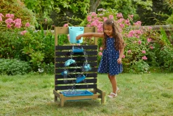 Wasserspielwand Splash - Die hölzerne Wasserspiel für den Outdoorbereich ^ TP Toys New