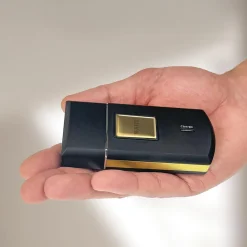 Wahl 07057-016 Travel Shaver Gold Edition Hot