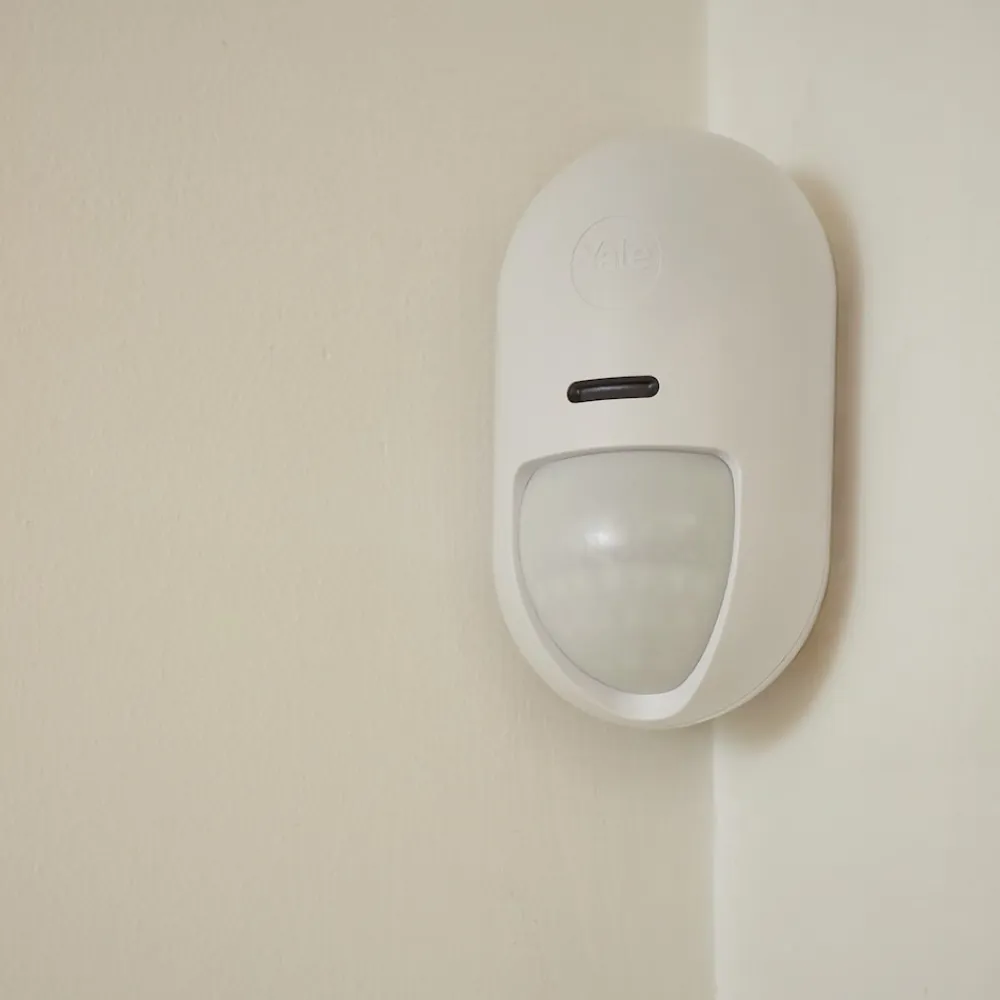 Yale Smart Alarm Indoor Motion Sensor New