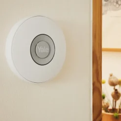 Smart Alarm Indoor Siren ^ Yale Outlet